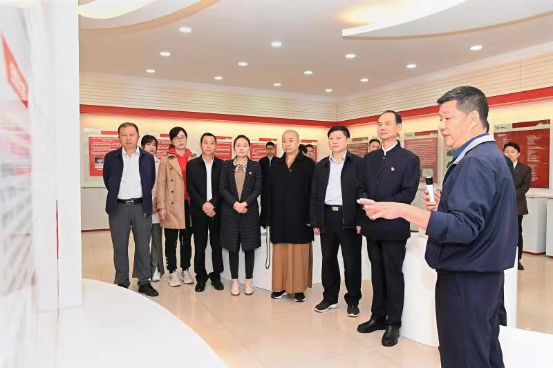 福建省人大常委會黨組書記、副主任雷春美和全國人大代表到順昌虹潤等地調(diào)研